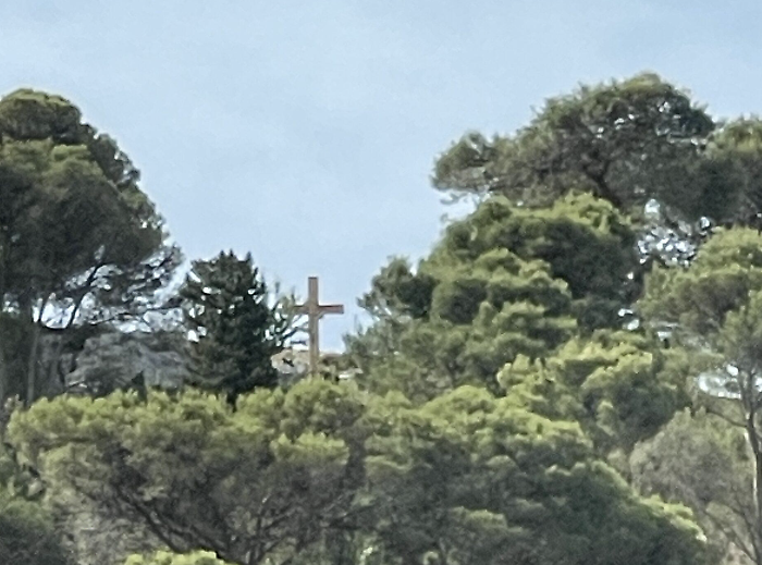 Modica, la richiesta: "La croce di Monserrato &egrave; spenta da mesi, quel simbolo va riaccesa"