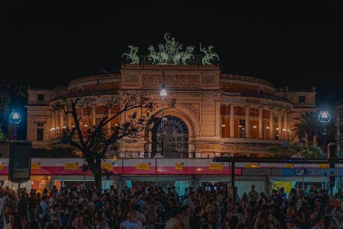 Beer Bubbles compie dieci anni: a Palermo quattro giorni di birre artigianali, show cooking e musica al Politeama