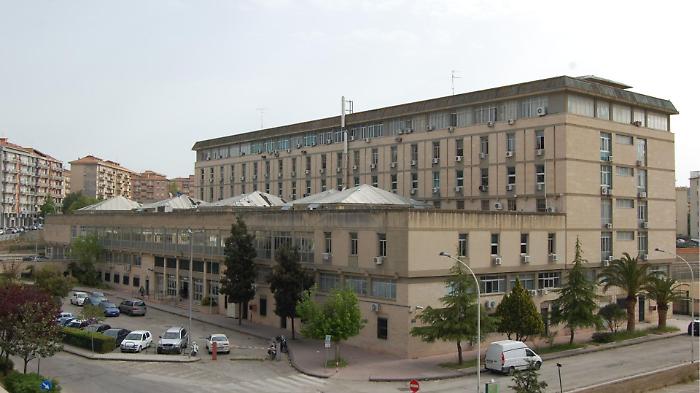 La &ldquo;Corte dei Miracoli&rdquo; del Cefpas, rinviato l&rsquo;interrogatorio di Gallo Afflitto