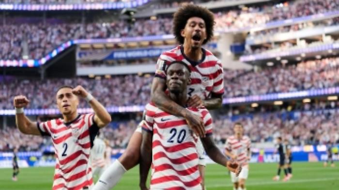 Usa-Paraguay: per la prima volta il Var inverte un giallo tra 2 avversari