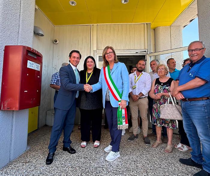 Montevago dice addio alla burocrazia: l'ufficio postale diventa "Polis" e rilascia anche i passaporti