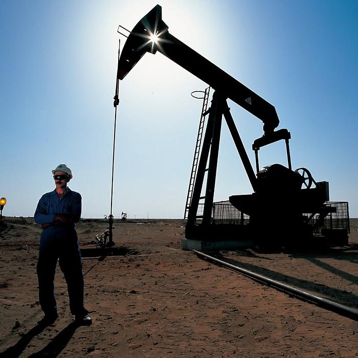 I cento anni di Eni, a Gela si punta su biocarburanti e pozzi offshore per un rilancio sostenibile