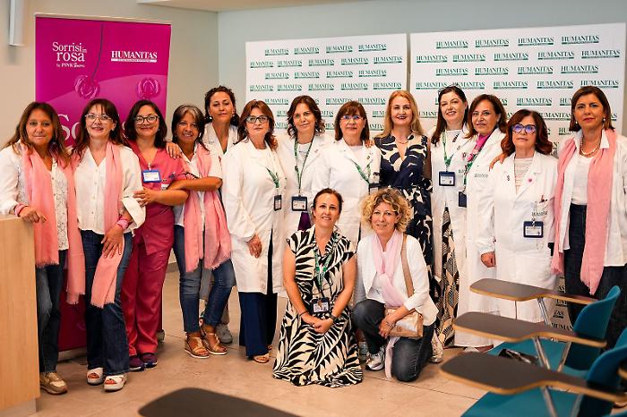 "Sorrisi in Rosa", all'Humanitas l'incontro tra pazienti e professioniste per una giornata di bellezza, cura e rinascita