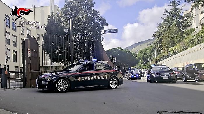 Pioppo, fanno irruzione in un cantiere per rubare ponteggi: misura cautelare per due palermitani