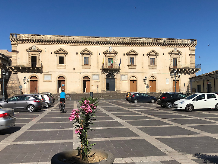 Al via la commissione straordinaria: 18 mesi per ripristinare legalit&agrave; e trasparenza