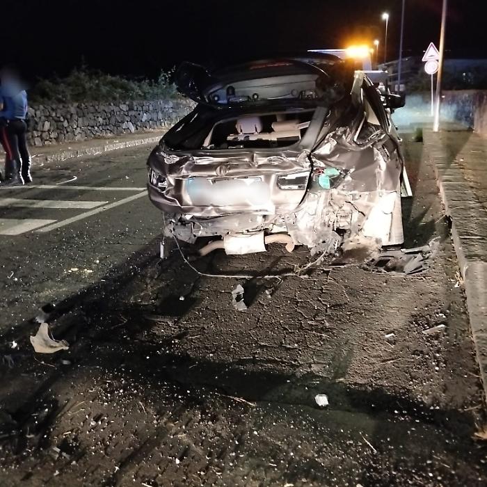 Violento scontro tra due auto lungo la circonvallazione di Belpasso: sei feriti e strada chiusa per ore