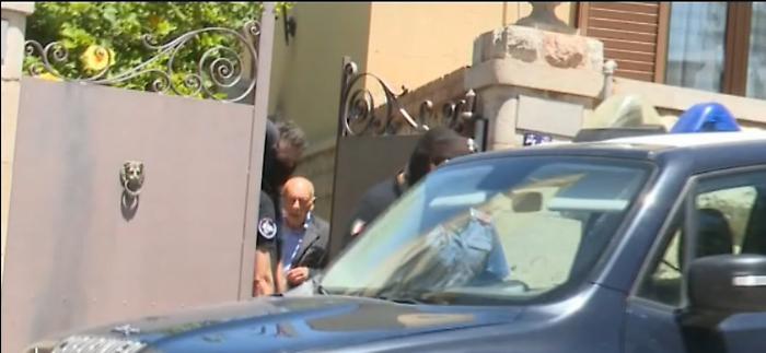 Soldi, armi e codici segreti: cos&igrave; "parmigiano" proteggeva il superlatitante Matteo Messina Denaro 