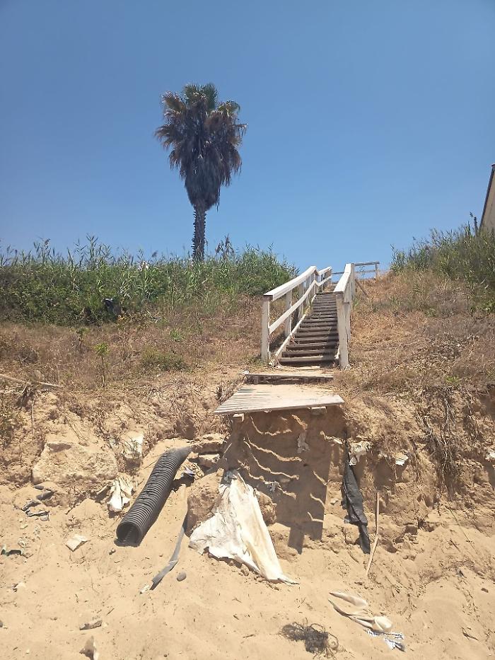 Scoglitti e la "scala della vergogna", Zorzi: "Ma come si fa a giustificare un tale scempio?"