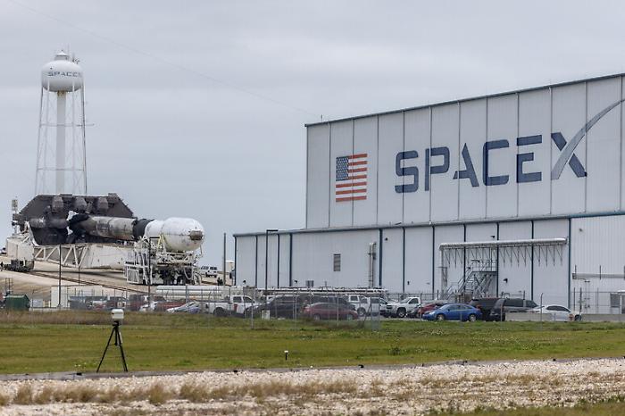 Fine della luna di miele per SpaceX? Gli investitori guardano gi&agrave; oltre (e il titolo scende)