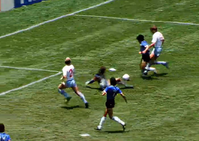Il "barrilete cosmico" come non lo avete mai visto: ecco il gol pi&ugrave; bello di Maradona in HD