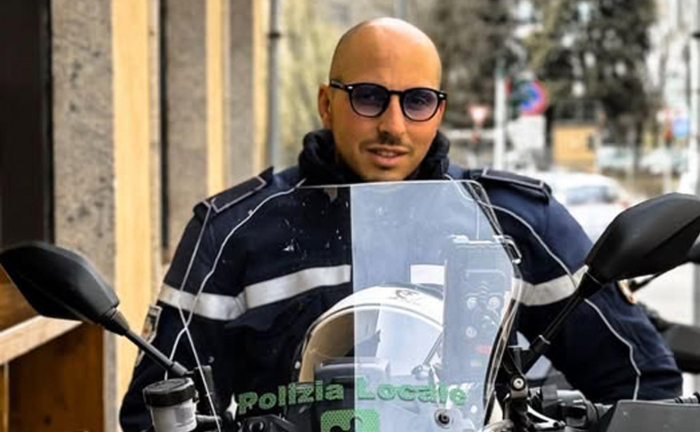 Chi era Francesco Imprezzabile, l'agente della polizia locale morto durante un inseguimento. Meloni: &laquo;Onore a lui, servitore dello Stato&raquo;
