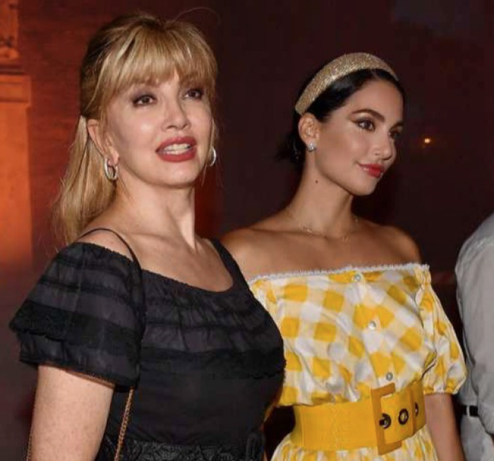 Milly Carlucci nonna per la prima volta: &egrave; nata Camilla Maria, il nuovo capitolo privato di una delle donne pi&ugrave; riservate della tv