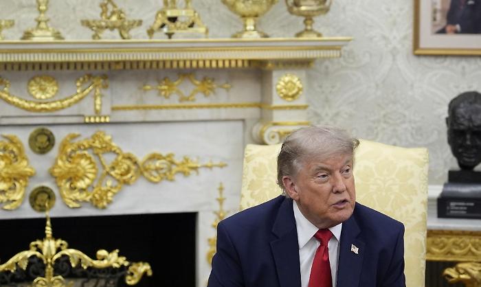"Ci avete mollato": la furia di Trump contro l'Europa (e nomina ancora l'Italia)