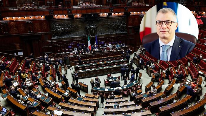 Scerra contro la riforma del centrodestra: &laquo;Siracusa senza voce: collegi cancellati&raquo;