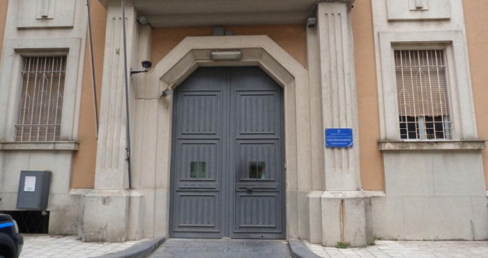 Enna, sventato secondo tentativo di evasione: detenuto cade e si frattura una gamba