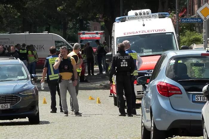 La custodia di una bimba di 3 mesi dietro la strage a Stade: padre armato uccide sei persone