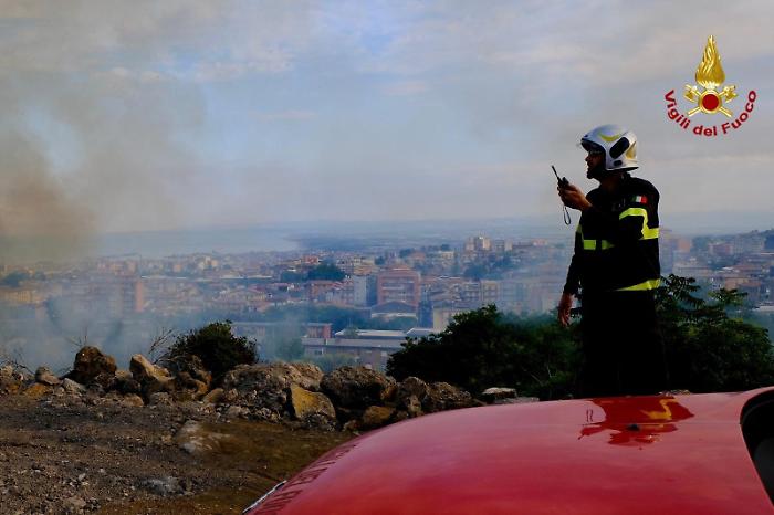 L'allerta della Protezione civile per Catania: quando scatta l'ondata di calore codice rosso e il rischio incendi alto