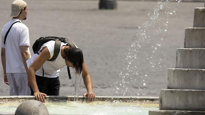 Il caldo fa due vittime: morti un uomo e una donna