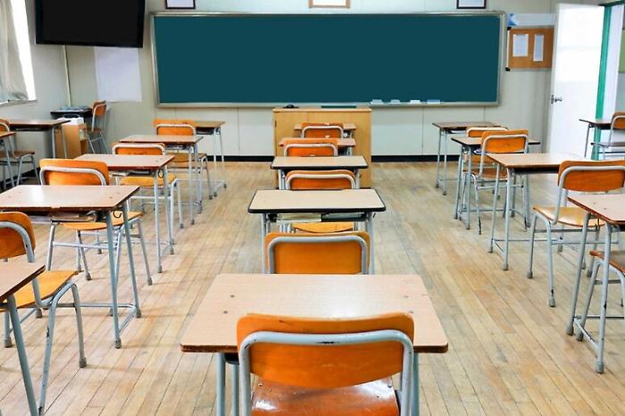 Povert&agrave; educativa, la Sicilia maglia nera per abbandoni e dispersione scolastica "implicita", gli studenti non raggiungono le competenze minime 