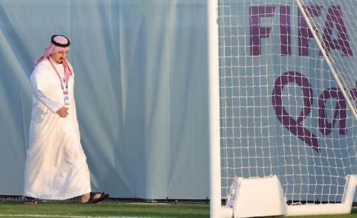 Dal presidente della Federcalcio Saudita al ct della Corea del Sud:  &egrave; gi&agrave; il Mondiale dei cacciati