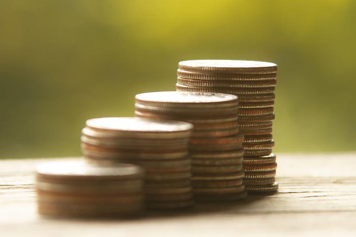 Pensioni complementari, da oggi 1&deg; luglio cambiano le regole per i nuovi assunti: tutte le novit&agrave;