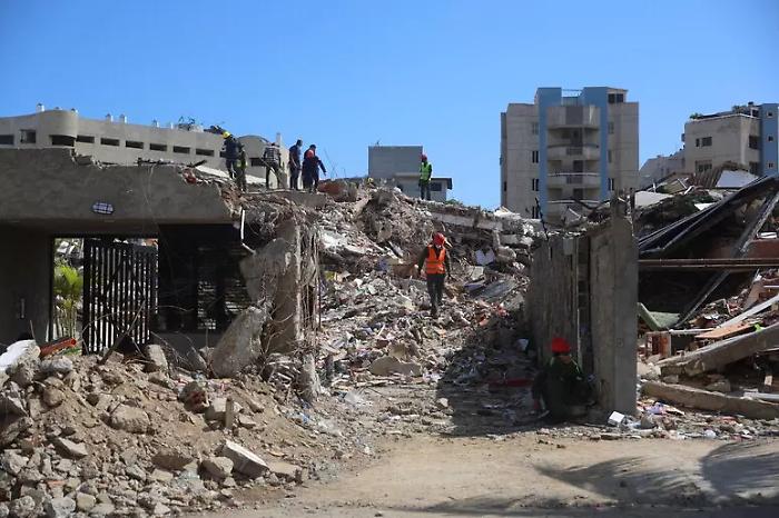 Terremoto Venezuela, salvataggio record: estratto vivo dalle macerie dopo 8 giorni