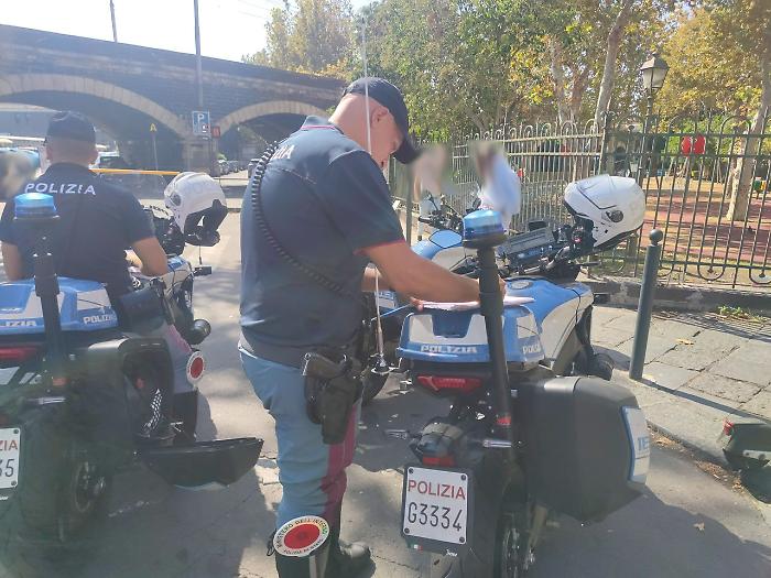 Arrestato a Catania il parcheggiatore abusivo sorvegliato speciale: chiedeva fino a 20 euro ai turisti