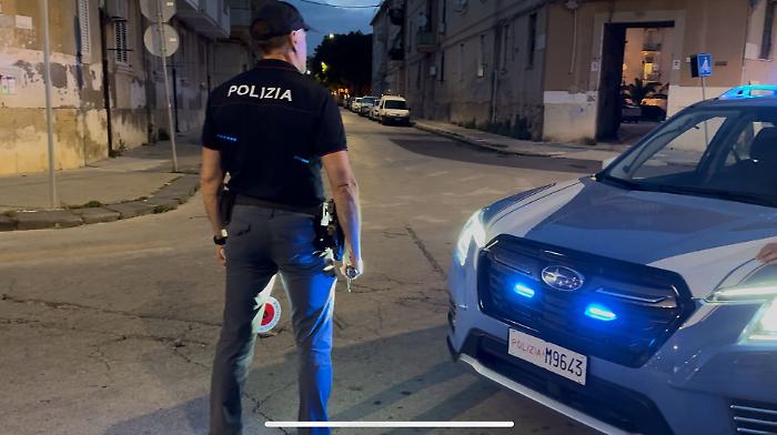 Maxi controllo a Siracusa: 81 identificati, denunce per guida senza patente, spaccio e tentato furto