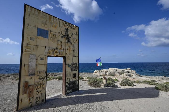 &laquo;Candidiamo la comunit&agrave; di Lampedusa al premio Nobel per la Pace&raquo;: la proposta del Pd all'Assemblea regionale siciliana