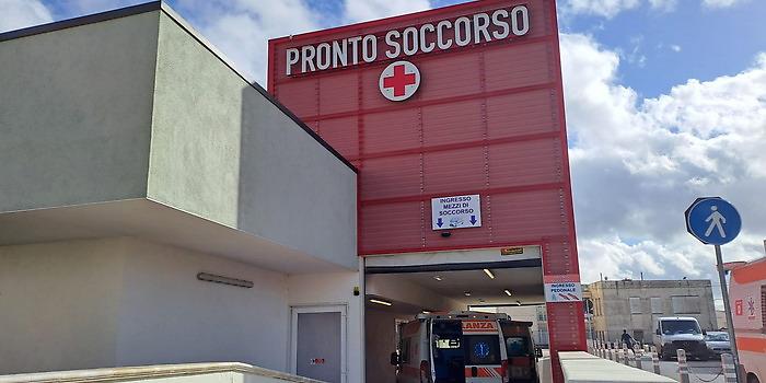 Comiso, restano gravi le condizioni della donna anziana aggredita dal figlio 50enne
