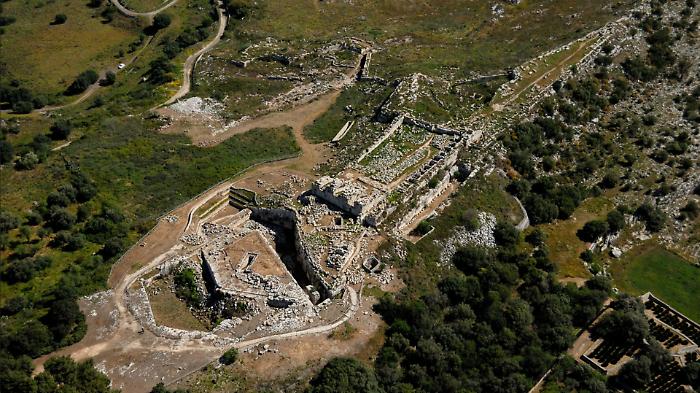 Castello Eurialo chiuso per mancanza di personale: c'&egrave; il piano per riaprirlo