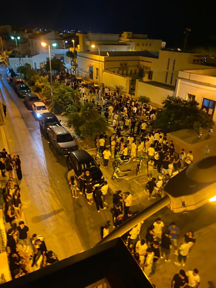 Marina di Ragusa e la movida impazzita, Firrincieli presenta una mozione urgente in aula
