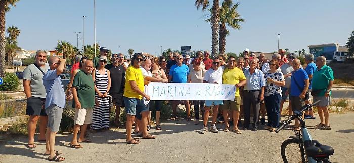 "Cambiate quel nome, non &egrave; la nostra frazione": a Marina di Ragusa la protesta dei residenti