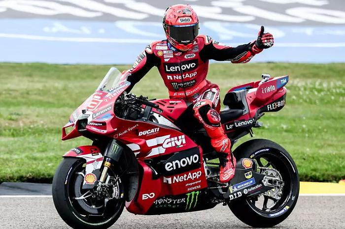 Marc M&aacute;rquez trionfa al Sachsenring: decimo sigillo con la Ducati