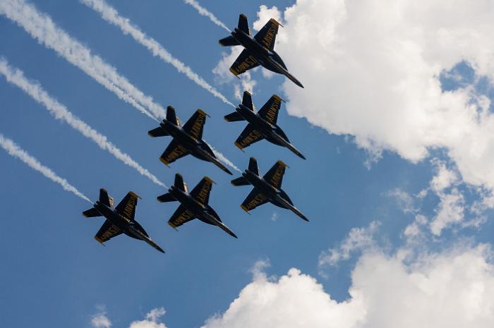 Scatta il blocco navale Usa contro l'Iran: al via una nuova ondata di raid