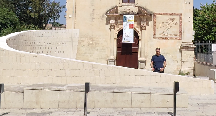 Ragusa e l'installazione architettonica che fa discutere, Firrincieli chiede un confronto pubblico