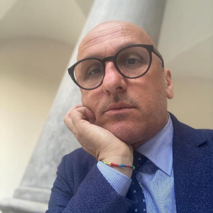 Modica, Spadaro: "Insopportabile il rumore di tombini e caditoie"
