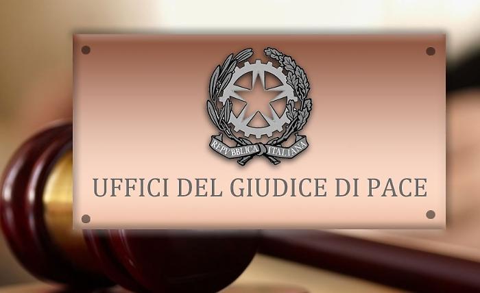 Ritardo aereo: il Giudice di Pace di Catania riconosce danno non patrimoniale e responsabilit&agrave; solidale dei vettori