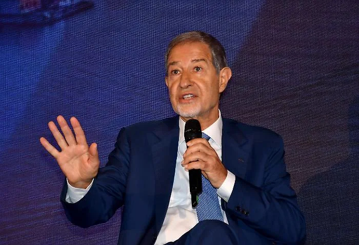 Musumeci: &laquo;Ddl sulla sicurezza delle piscine bloccato dalle lobby. Ma ora l'iter sar&agrave; veloce&raquo;