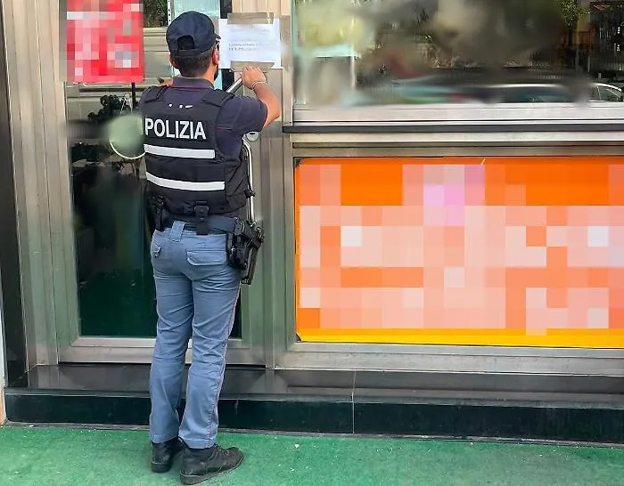 Un chiosco-bar di Corso Indipendenza era il ritrovo abituale di pregiudicati, licenza sospesa per sette giorni
