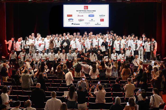 Le pizze pi&ugrave; buone d'Italia secondo 50 Top Pizza: otto sono in Sicilia di cui una a Catania