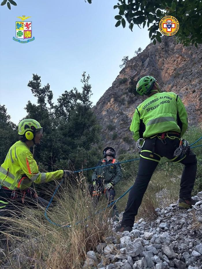 Tragedia sulle Madonie, turista tedesco precipita da una parete rocciosa: morto un 52enne