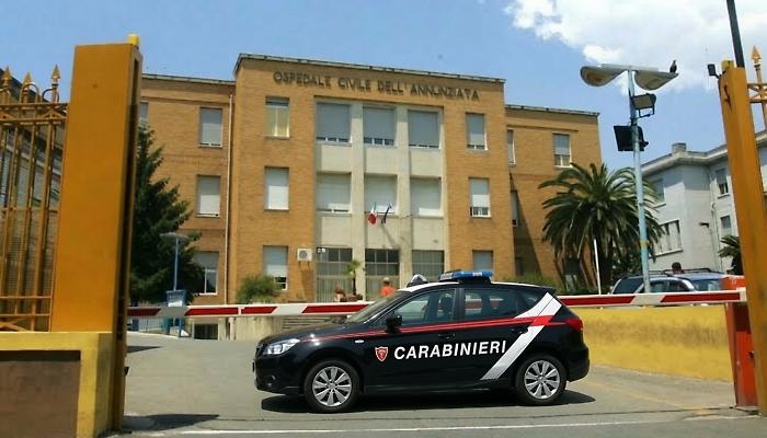 Arrestato con la droga in casa si butta dal balcone: 25enne muore a Cosenza 