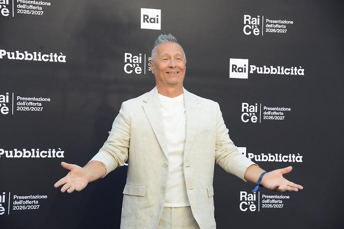 Fine di un'era a Ballando con le Stelle: Paolo Belli sempre pi&ugrave; verso l'uscita 