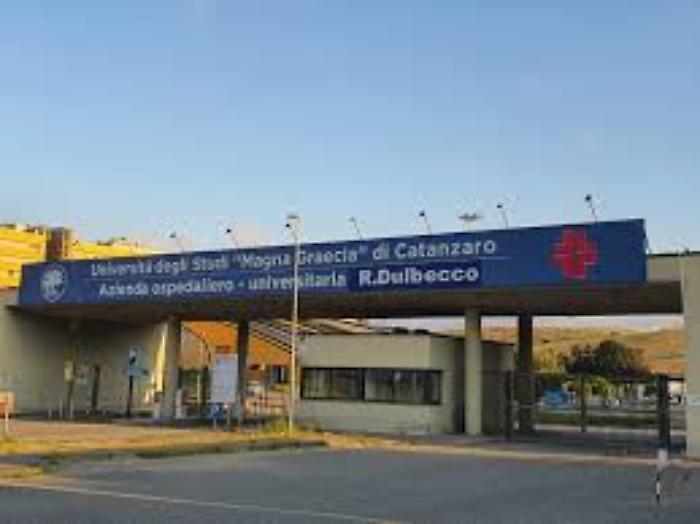 Bimbo morto a Catanzaro: conclusa l'autopsia, esiti entro 48 ore
