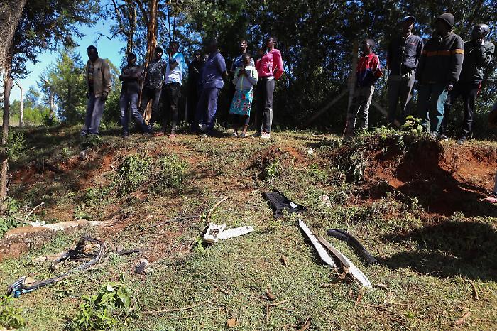Scontro fronte in Kenya, muore turista italiana in vacanza con la famiglia