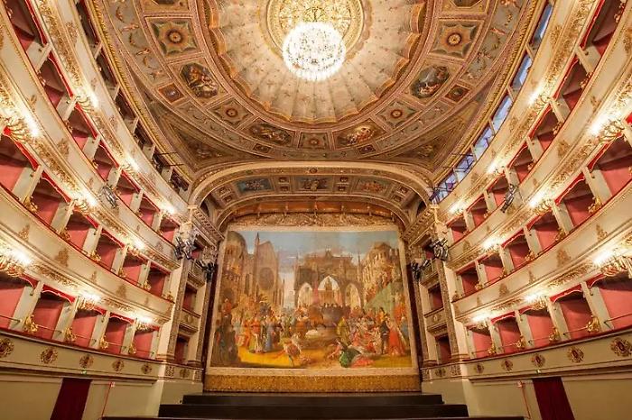 Dalla piazza al palcoscenico: i teatri condominiali dell'Italia centrale entrano nella lista UNESCO