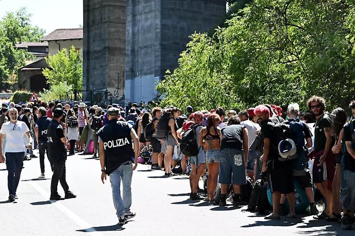 Scontri in Val di Susa, oltre mille identificati, 120 agenti feriti e due stranieri allontanati