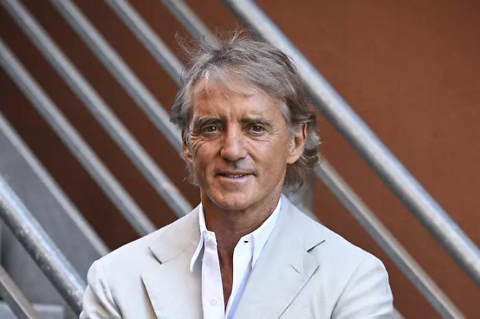 E' Roberto Mancini la prima scelta di Malag&ograve; per il ruolo di ct della Nazionale