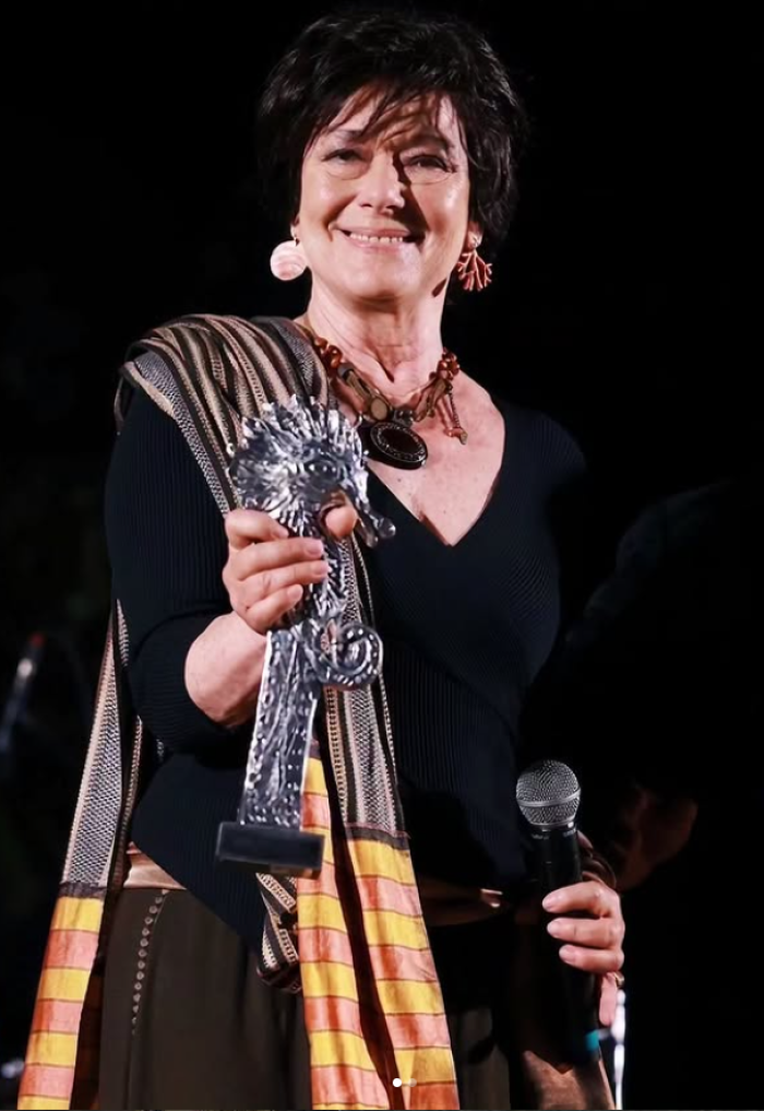Monica Guerritore e il ritorno del cancro: "Ho fatto la chemio per la prima volta"